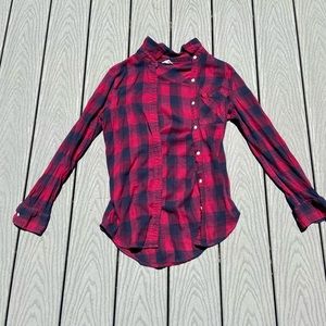 Navy blue and red flannel.